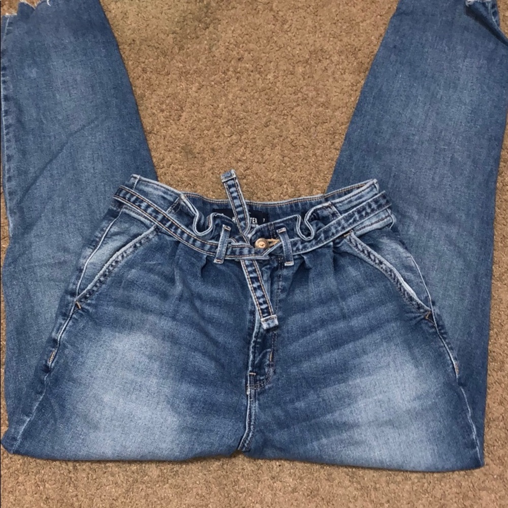 Hollister High Rise Mom Jeans